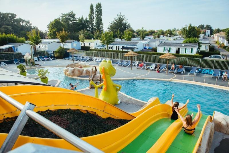 Hôtel Camping maeva Club Les Dinosaures à Talmont-Saint-Hilaire Extérieur photo